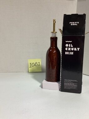Pretti Cool Oil Cruet ( huilier)